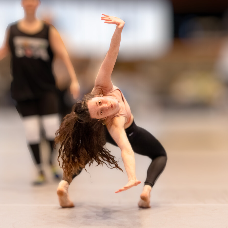 Professora Trança, co-founder and instructor at Gunga do Vale